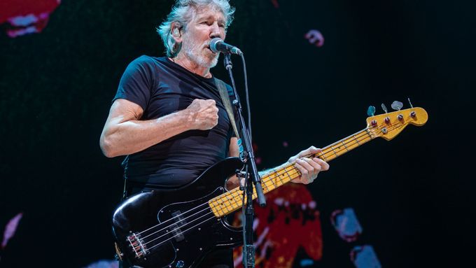 Roger Waters v pražské O2 areně vystoupí ještě tuto sobotu.