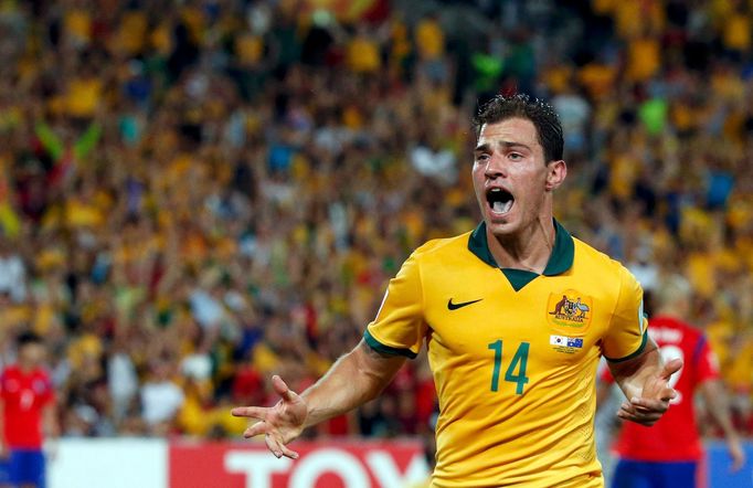 James Troisi slaví vítězný gól Austrálie ve finále asijského šampionátu.