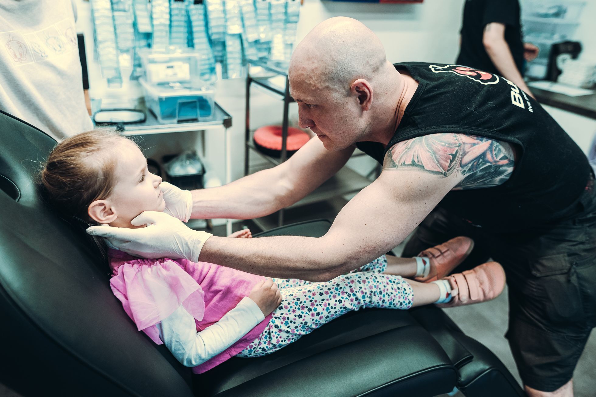 Píchání dětských oušek