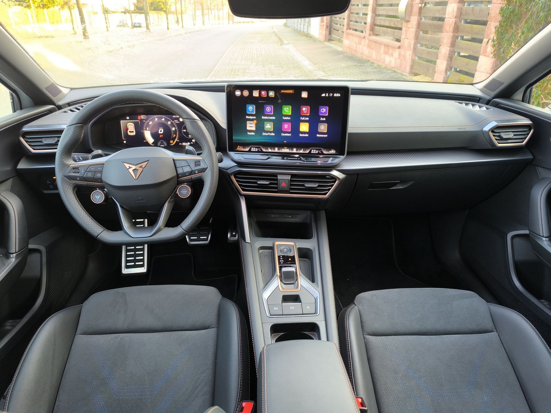 Cupra Leon 300