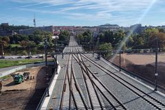 V sídle Správy železnic zasahují kriminalisté, v hledáčku mají zakázku z Pardubic