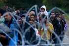 Maďarsko kvůli migrantům zavřelo hranici s Chorvatskem. Chráníme Maďary a občany Evropy,  tvrdí