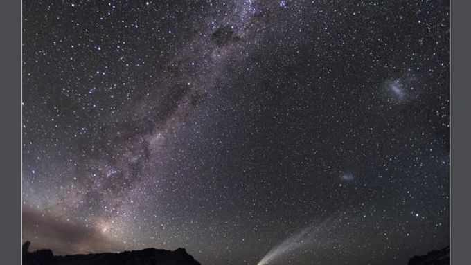 Kometa McNaught viděná z Argentiny.
