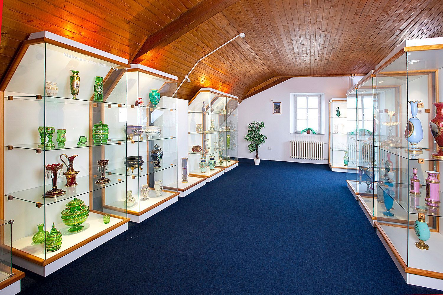 Sklárna, muzeum a lázně Harrachov