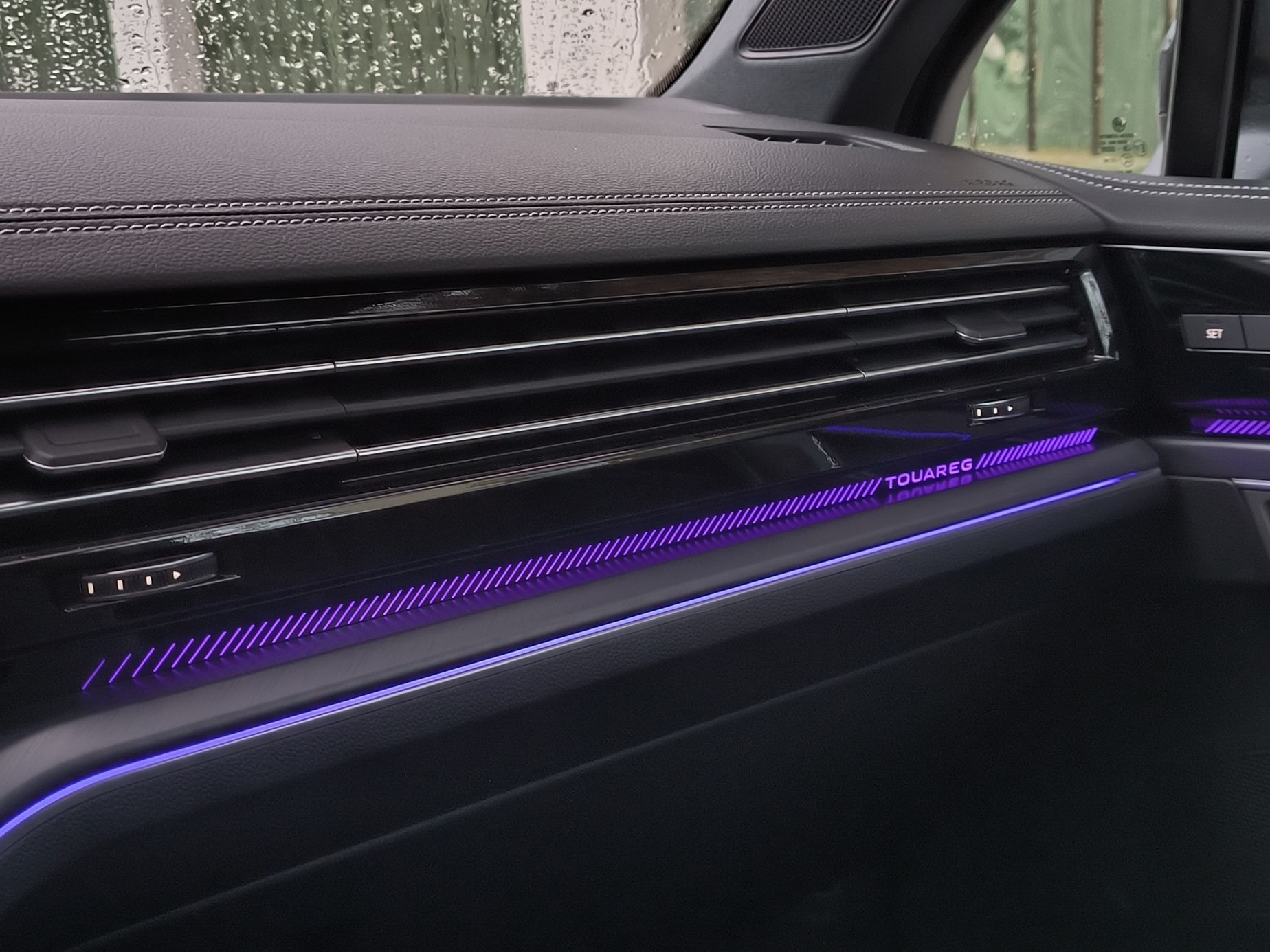 Volkswagen Touareg R Line 2024