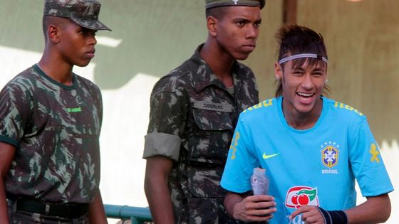 FOTO Kanárci trénují na olympiádu, Neymar má novou "komedii"