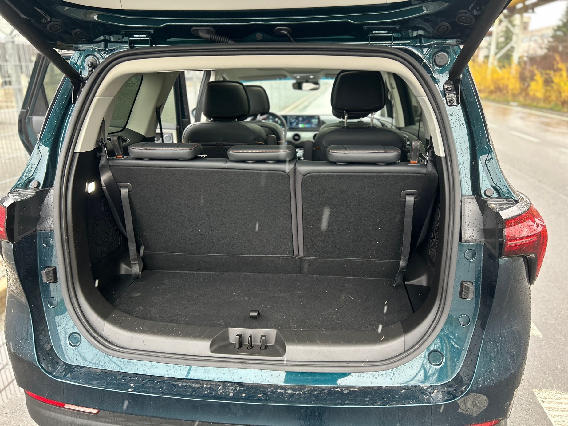 Dongfeng U-Tour hybrid