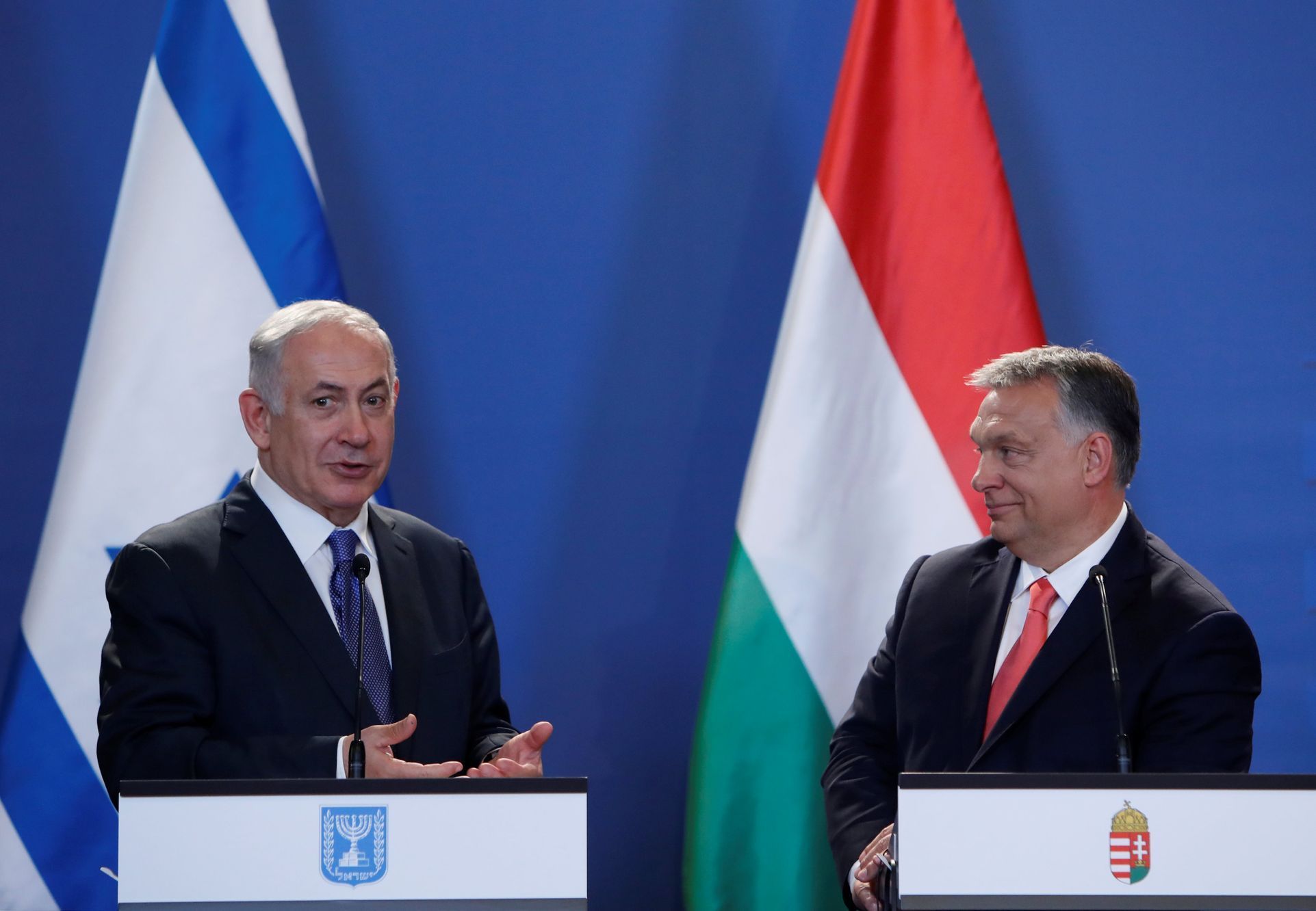 Benjamin Netanjahu a Viktor Orbán, červenec 2017