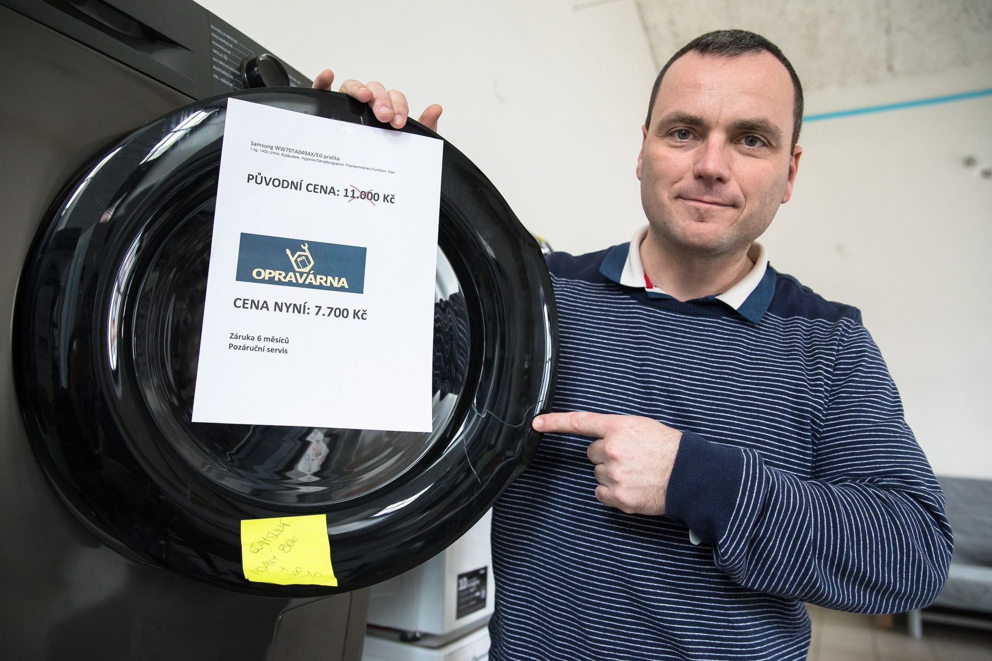 Opravárna Holešovice, obchod s vrácenou nebo opravenou elektronikou, pračky, běžecké pásy, Opravme Česko, zakladatel projektu Jan Charvát, cirkulární ekonomika