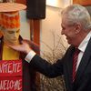 Miloš Zeman úřaduje
