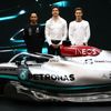 Mercedes-AMG F1 W13 E pro sezonu 2022 - Lewis Hamilton, Toto Wolff, George Russell