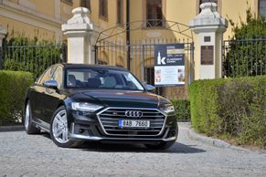 Vrcholné Audi S8 se snaží přechytračit české silničáře. Má na to speciální podvozek