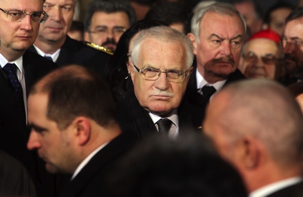 Smutečním ceremoniál ve Vladislavském sále