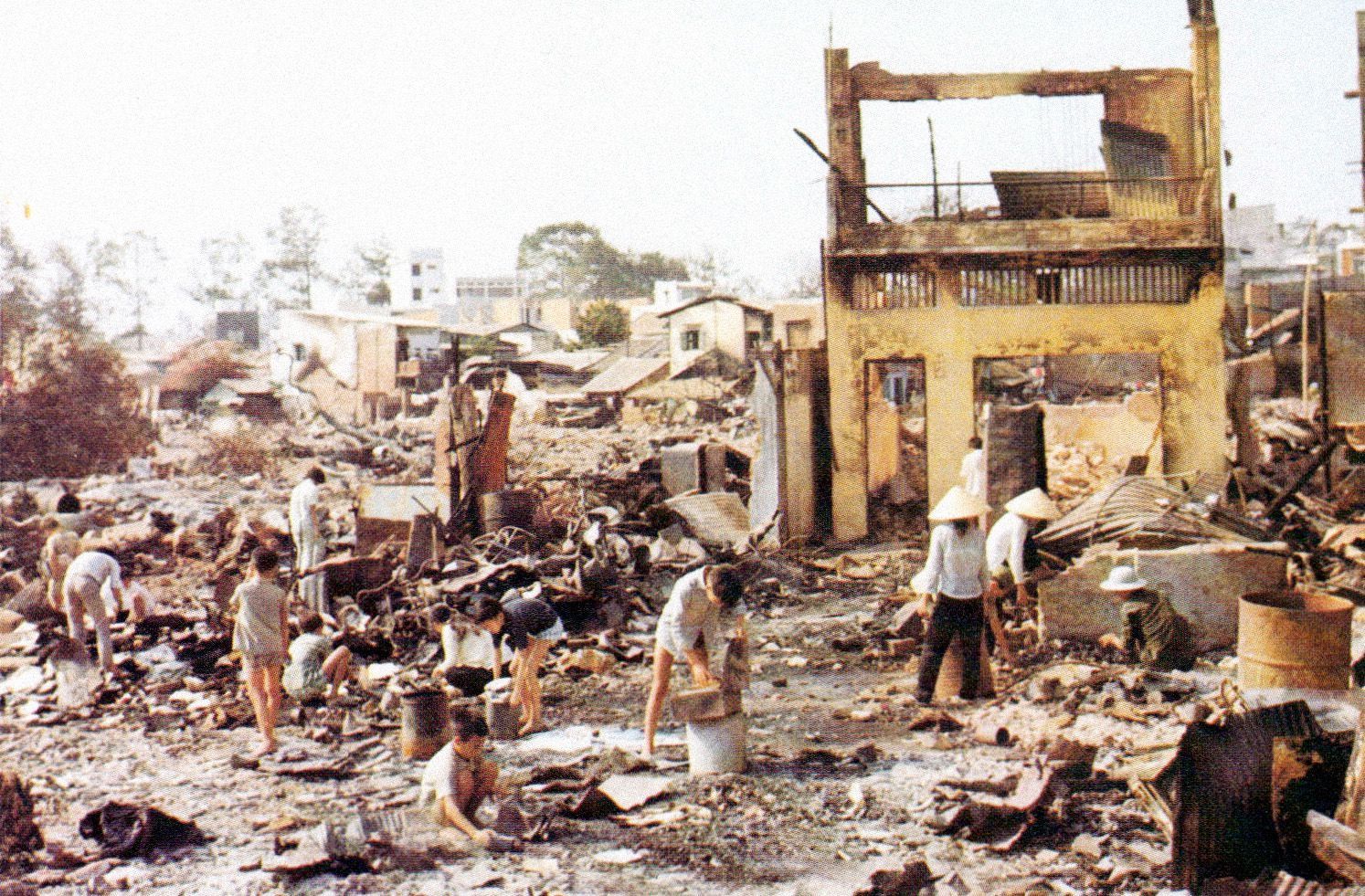 Jednorázové užití / Fotografie z války ve Vietnamu / Wiki