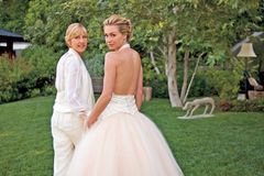 Slavná lesbička rozdává Xboxy