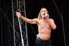 Iggy Pop na Colours: divoký posel minulosti, který chce "být tvůj pes"