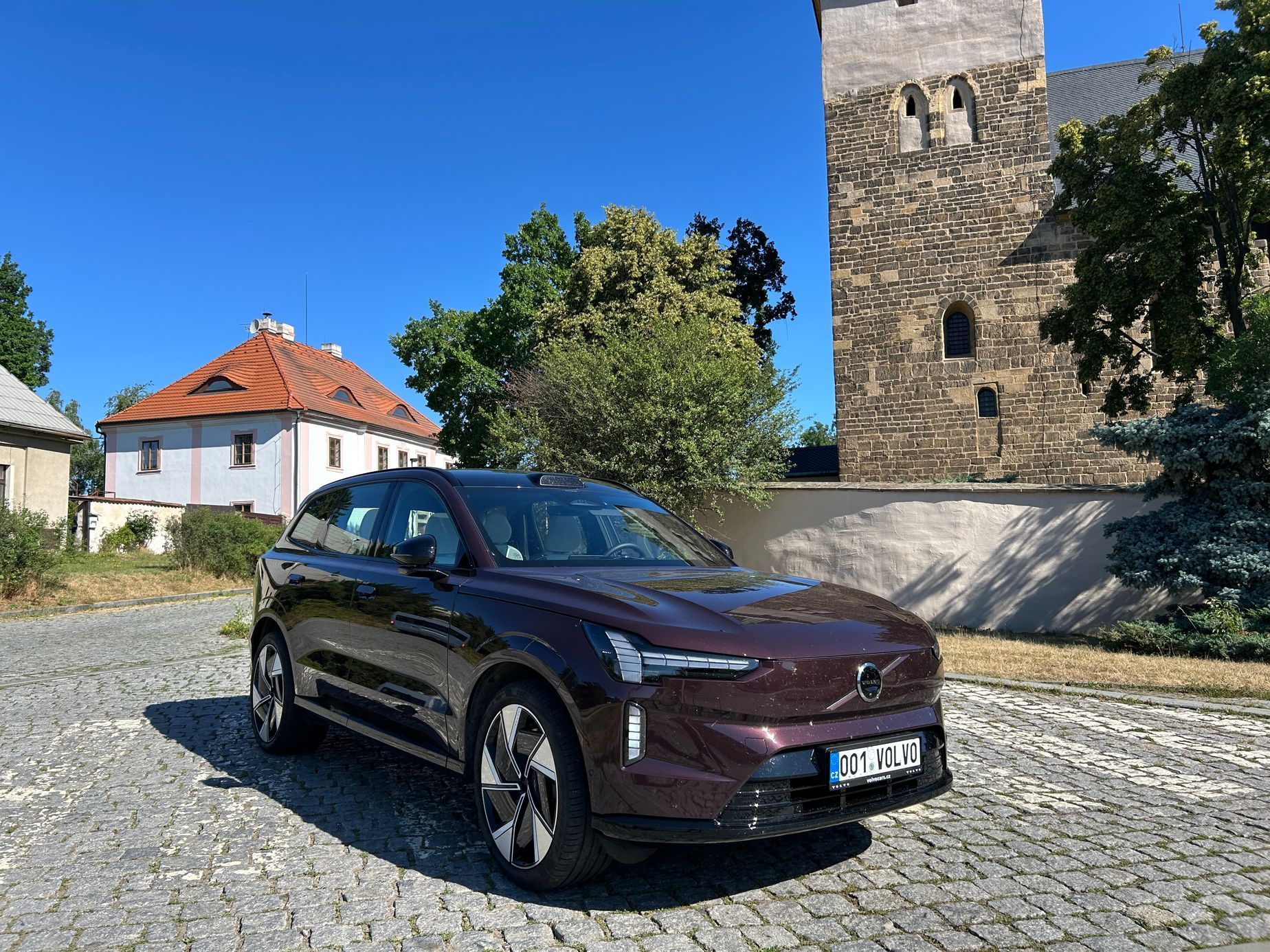 Volvo EX90