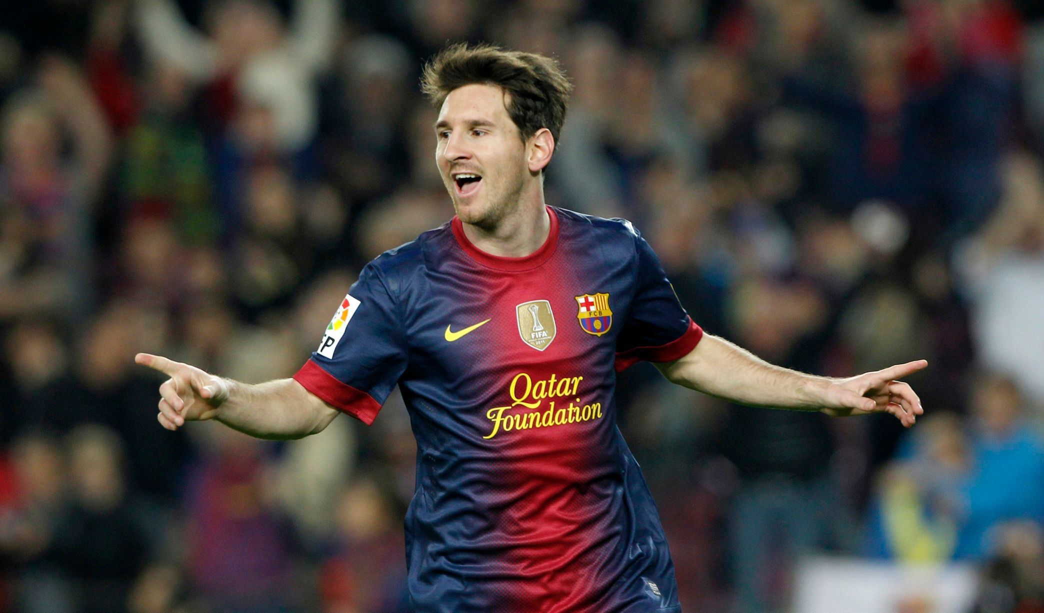 Lionel Messi se raduje z gólu proti Zaragoze
