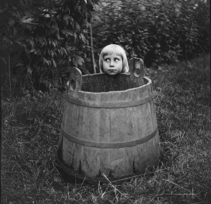 Dagmar Hochová. Z cyklu Děti, 1961.