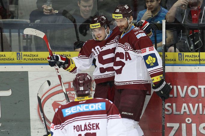 Pražské derby pro Spartu. Slavii nasázela devět gólů.