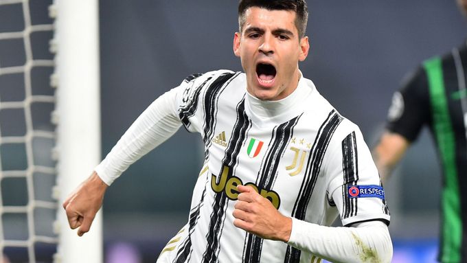 Alváro Morata slaví branku Juventusu.