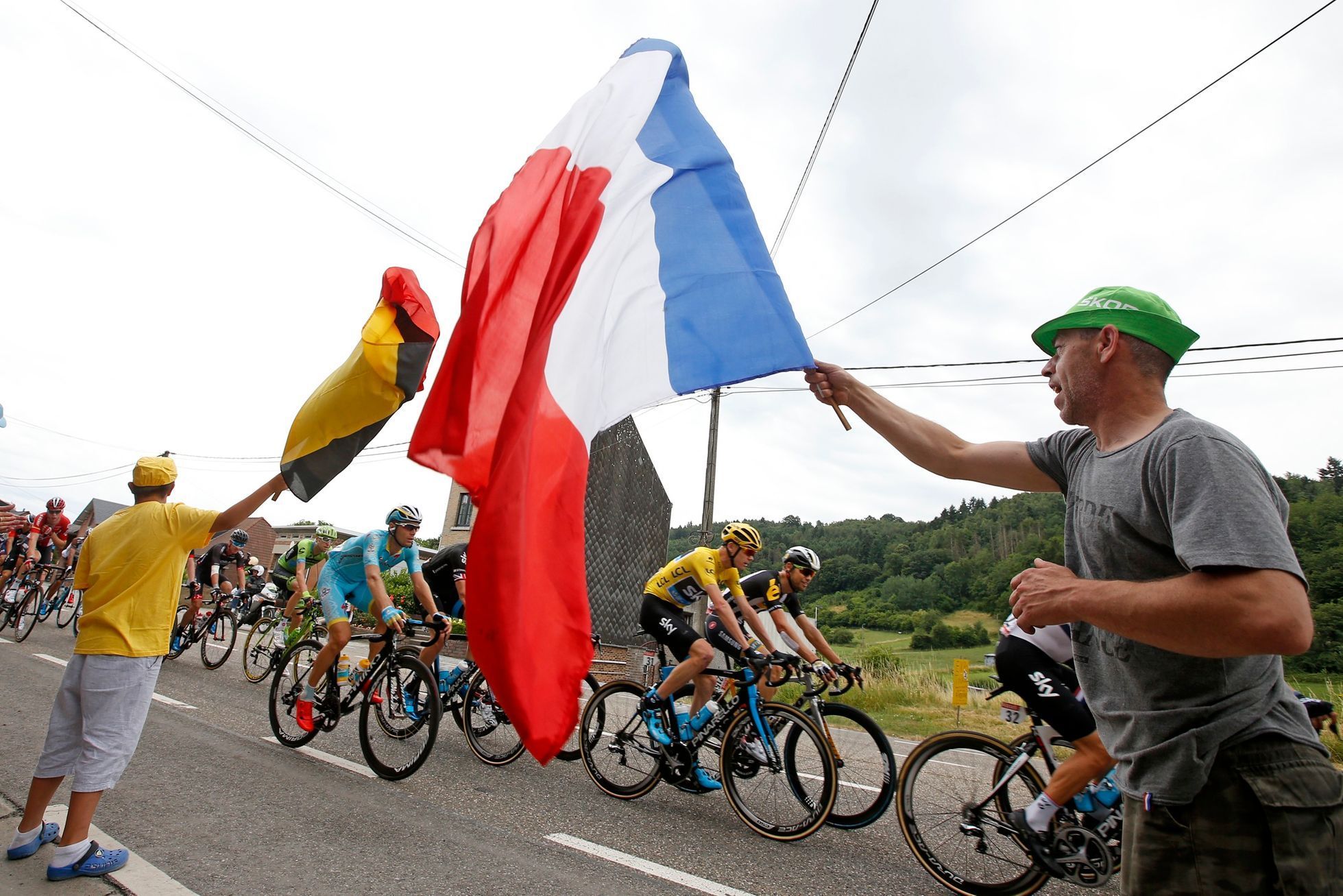 Chris Froome během čtvrté etapy Tour de France 2015