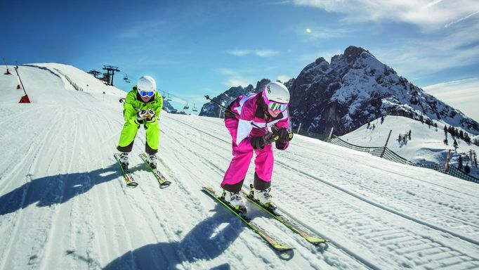 Lyžování v Horním Rakousku v lyžařské oblasti Dachstein West