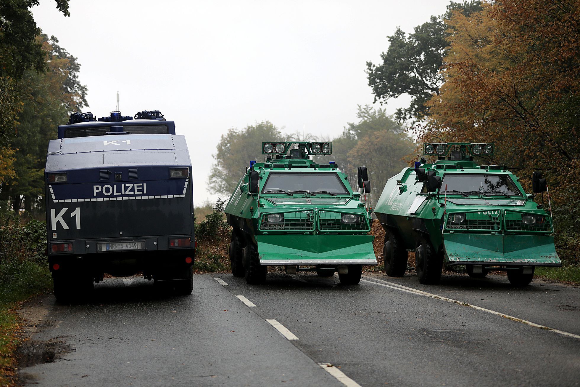 Německá policie začala s vyklízením lesa u uhelného dolu.