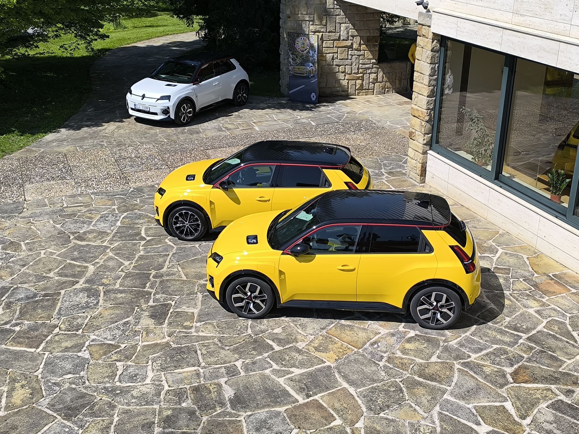 Renault 5 (česká premiéra duben 2025)