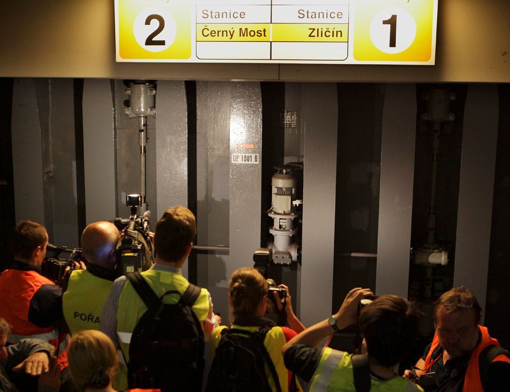 Metro - protipovodňová opatření