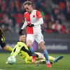 Jan Kuchta dává gól v zápase EL Slavia - Feyenoord