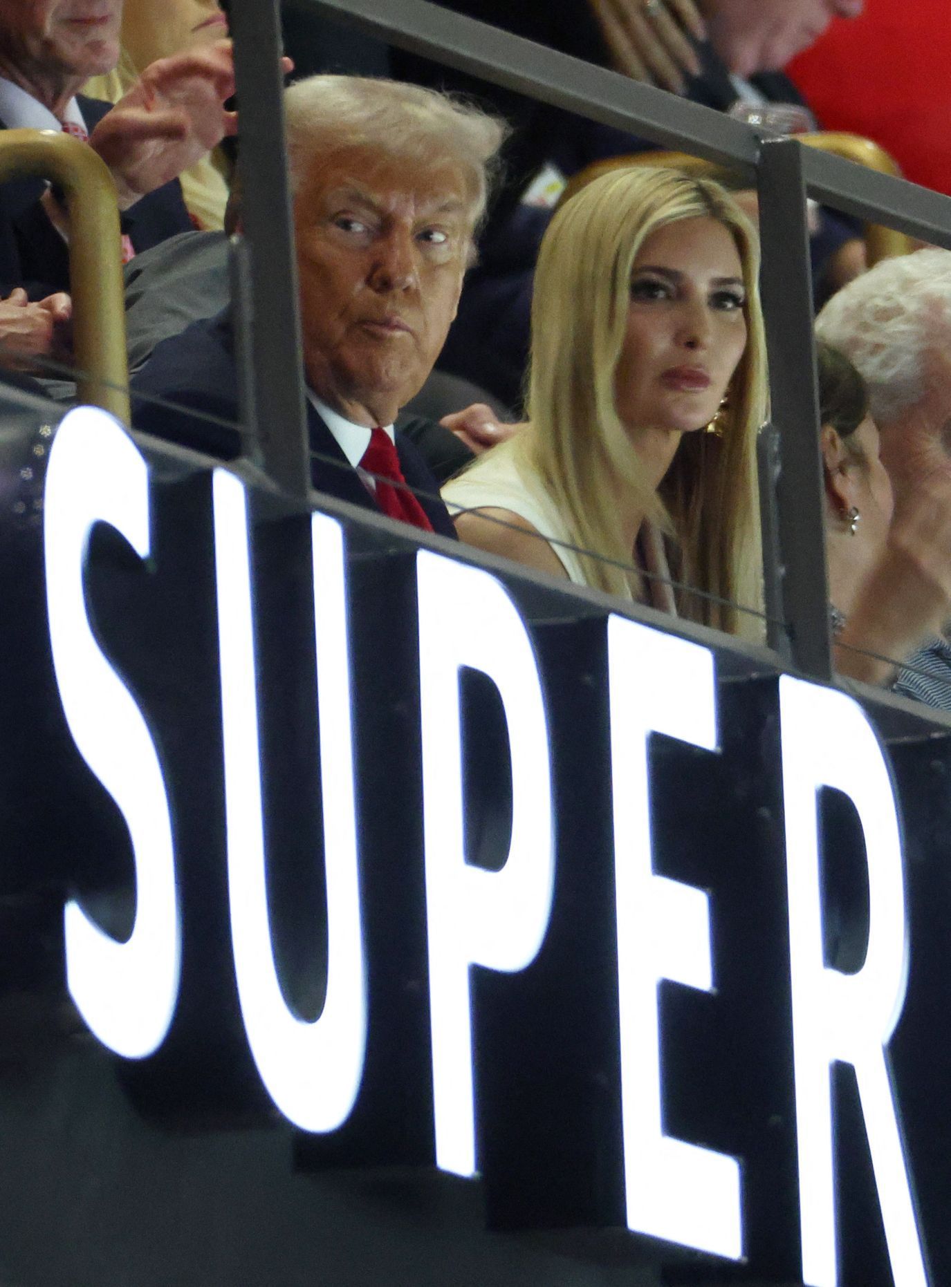 Super Bowl LIX  2025, Philadelphia - Kansas City: Donald Trump a Ivanka Trumpová