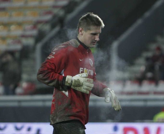 Český fotbalový brankář Daniel Zítka z klubu AC Sparta Praha v utkání Evropské ligy s CSKA Moskva.