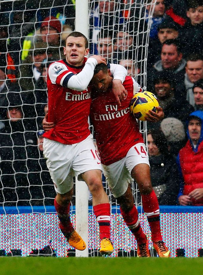 Wilsher a Walcott v utkání Chelsea - Arsenal