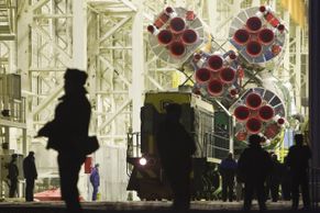 K  ISS zamíří historický let Sojuz TMA-08M