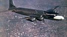 Truman pro své cesty využíval rovněž Douglas VC-118. Fotografie z roku 1947.