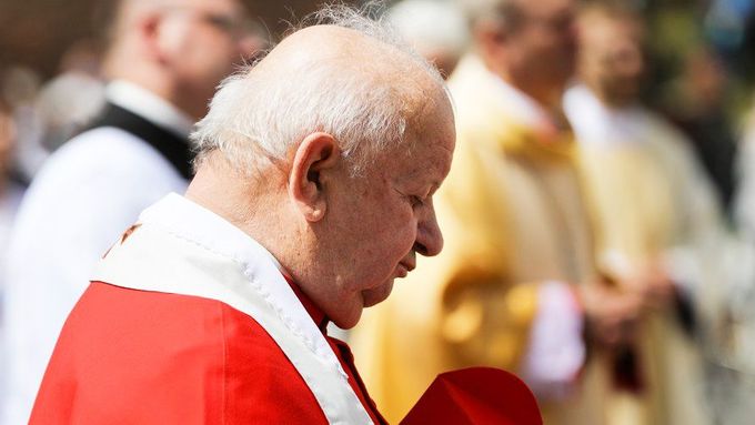 Kardinál Stanislaw Dziwisz, bývalý osobní sekretář papeže Jan Pavla II..