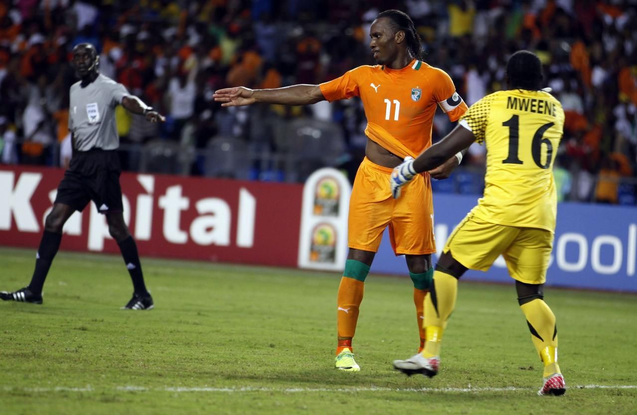 Finále mistrovství Afriky: Pobřeží slonoviny - Zambie (Drogba, Mweene)