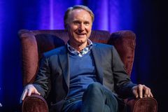 Dan Brown napsal nový román s hrdinou Langdonem. Odehrává se v Praze