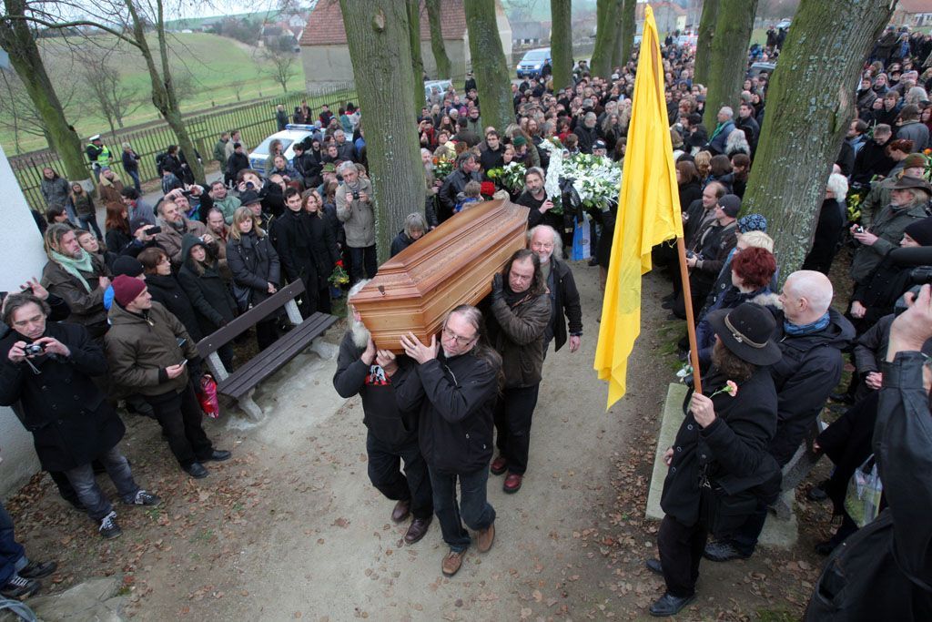 Pohřeb Ivana M. Jirouse