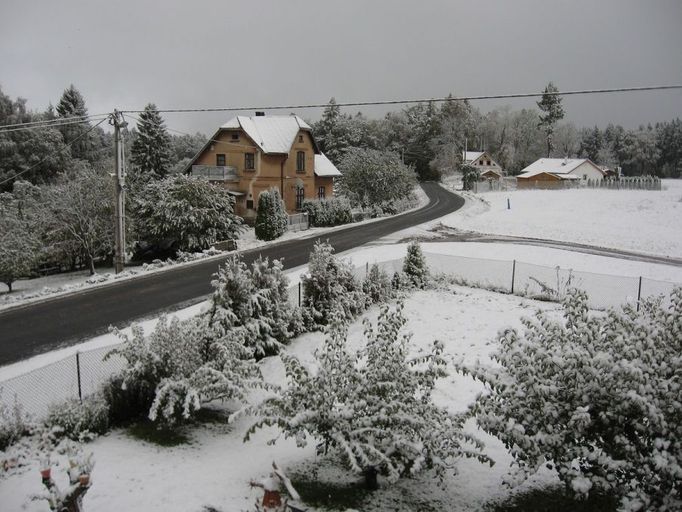 Podkrkonošský sníh v Huntířově