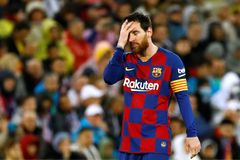 Messi zůstává. Útočník nevyužil klauzuli ve smlouvě, Barcelonu zatím neopustí