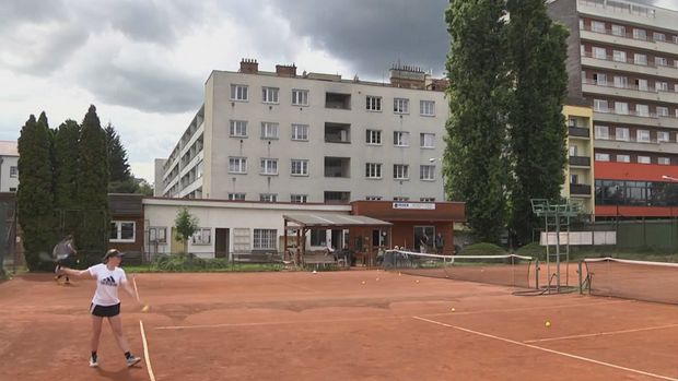 Téměř 80 let staré kurty zmizí, Brno místo nich postaví školku. Tenisté se bouří