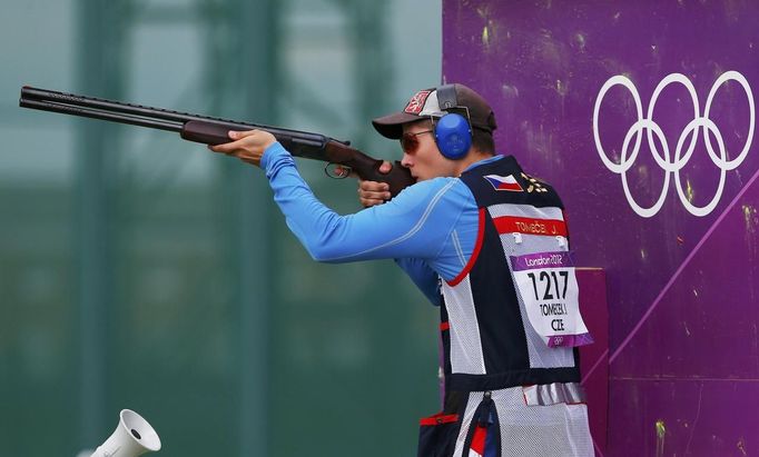 Skeetař Jakub Tomeček skončil 19. po nezdaru v posledním kvalifikačním kole, ve kterém udělal tři chyby. Ještě po čtyřech sériích se přitom dělil o místo zaručující minimálně rozstřel o finále.