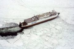 Led uvěznil v Baltu 50 lodí, mezi nimi i velké trajekty
