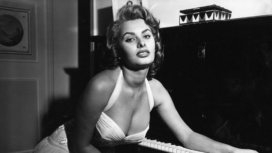 Sophia Loren je držitelkou dvou Oscarů. V novém tisíciletí navštívila také Česko.