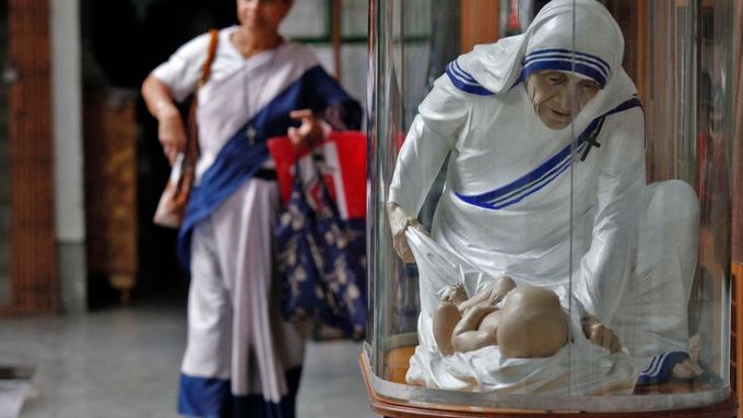 Kalkata si připomíná sté výročí narození Matky Terezy