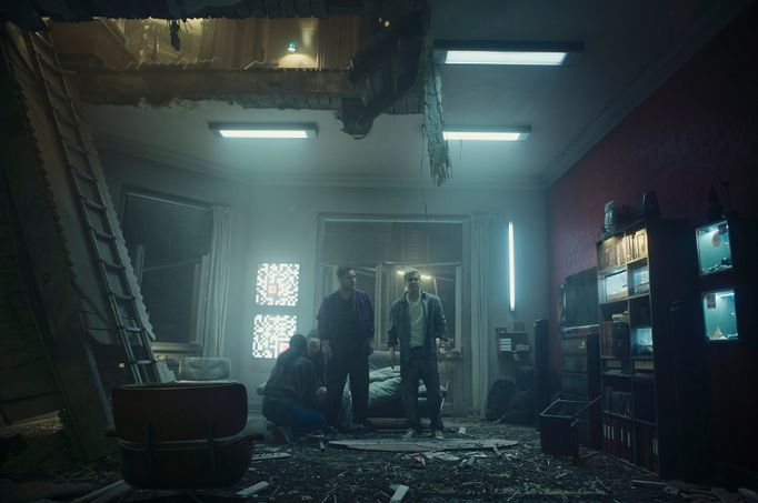 Německý thriller Cihla měl na Netflixu premiéru 10. července. Natáčel se v pražských barrandovských ateliérech.