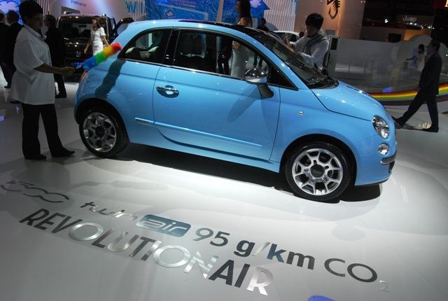 Některá nej z pařížského autosalonu