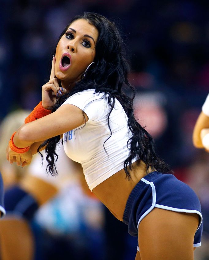 Charlotte Bobcats cheerleaders